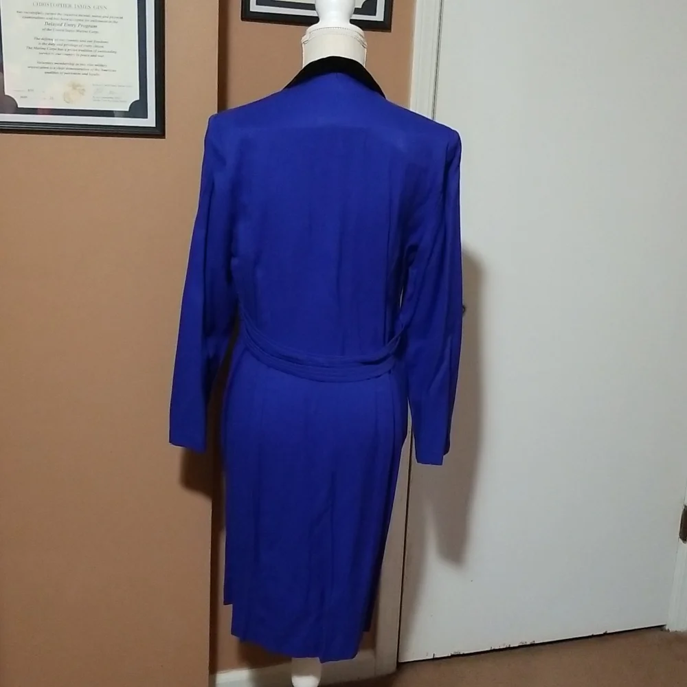 3 for 20. Ladies Bentley size 12 dress - Picture 2 of 8